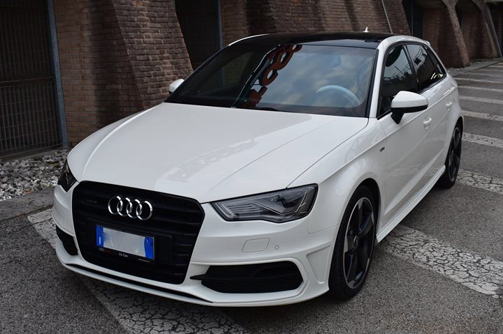 Ancora un  #Audi  #A3  #sportback in cura! Questa volta però di colore bianco.
D…
