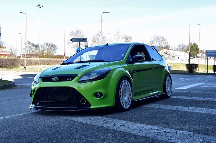 Un bellissima  #Ford  #FocusRS di colore Ultimate Green glassata dal nostro team…
