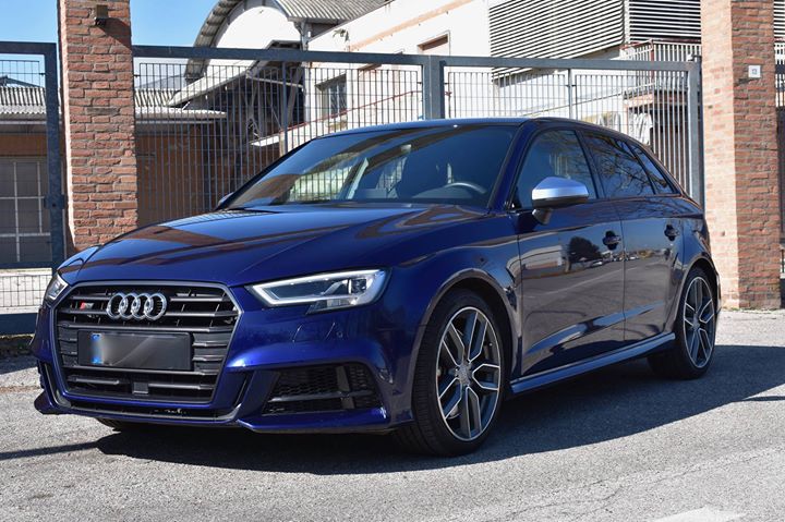 #Audi  #S3 di un fantastico Blu Navarra..
Il proprietario richiedeva l’eliminaz…